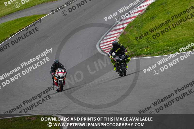 donington no limits trackday;donington park photographs;donington trackday photographs;estoril;event digital images;motorbikes;no limits;no limits trackdays;peter wileman photography;portugal;trackday;trackday digital images;trackday photos